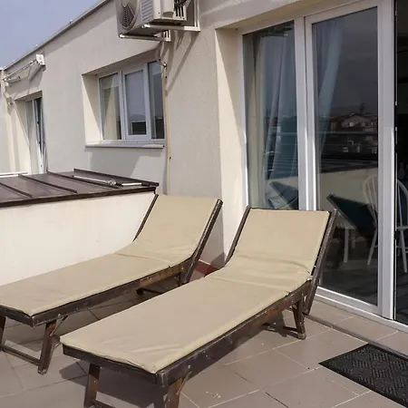 Sunny Place ~ City Center With Terrace * Варна