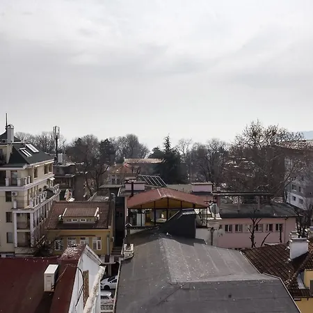 Sunny Place ~ City Center With Terrace Варна